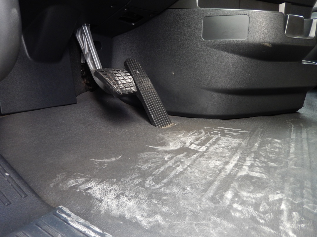 2019 FREIGHTLINER CASCADIA - Image 13